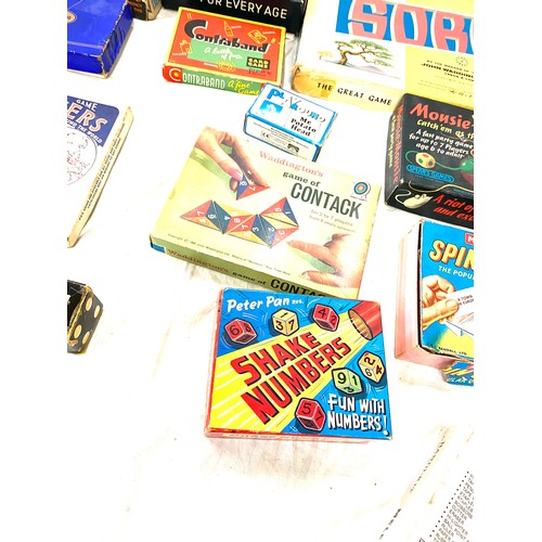 176 - Selection of vintage board games includes snake number etc