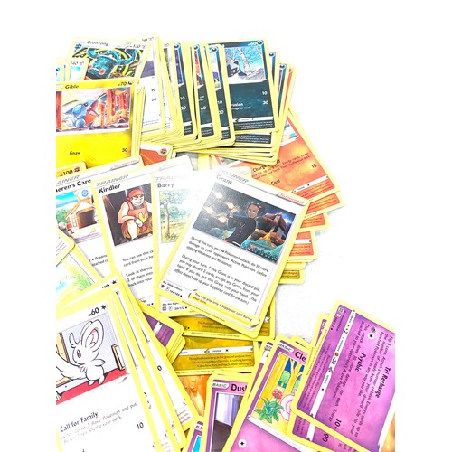 474 - Large selection of assorted Pokemon cards