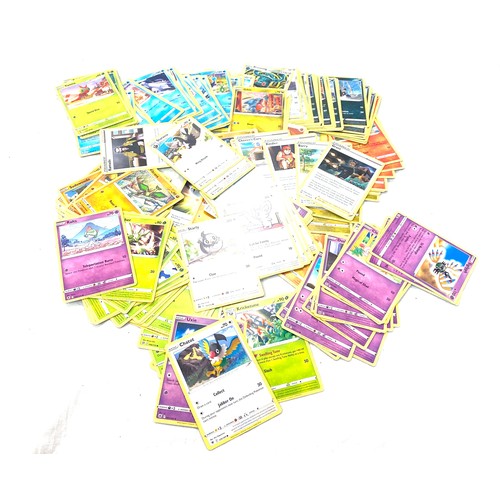 474 - Large selection of assorted Pokemon cards