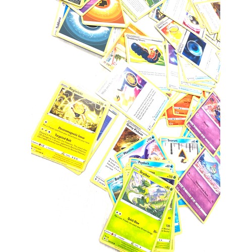 465 - Large selection of collectors cards includes mixed pokemon cards