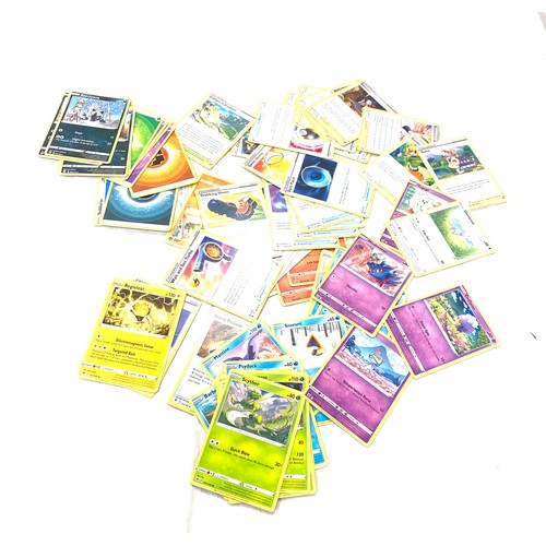 465 - Large selection of collectors cards includes mixed pokemon cards