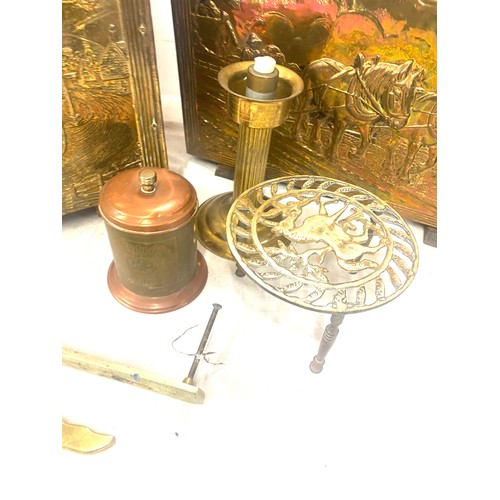 368 - Brass box, magazine rack and a selection of brass