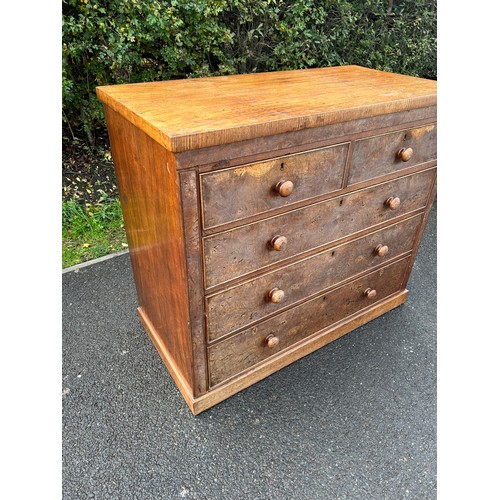 581 - Victorian Mahogany fronted 2 over 3 chest of drawers, approximate measurements Height 39.5 inches, W... 