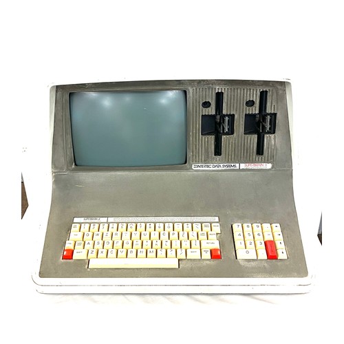 391 - Vintage computer Intertec superbrain 2, untested