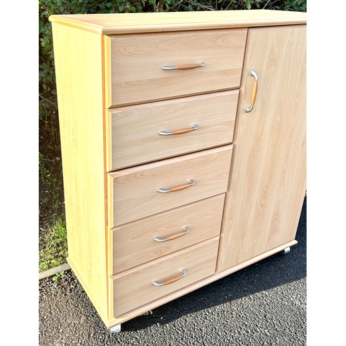 606 - 5 drawer 1 door tall boy measures measures approx 43.5 inches tall, 40.5 inches wide 16.5 inches dep... 