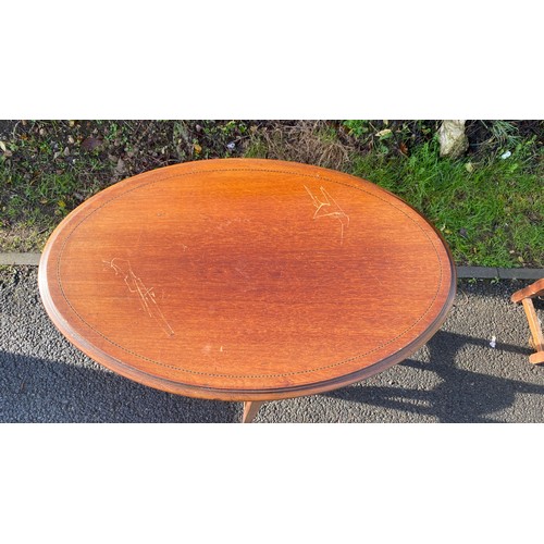 585 - Oval Edwardian table measures approx 20 inches tall 17inches wide