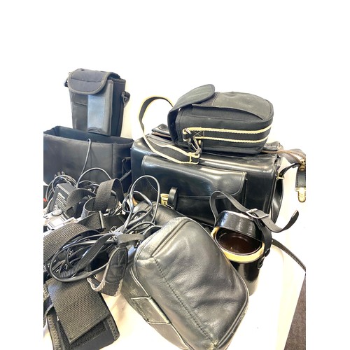 130 - Large selection of cameras and camera equipment, to include Nikon, Prakticar, Soligor etc