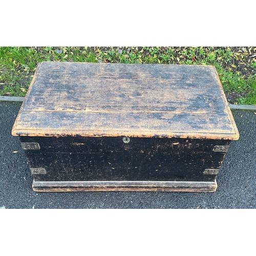 629 - Pine blanket box  Dimensions height 17 inches width 34 inches and depth 18 inches.