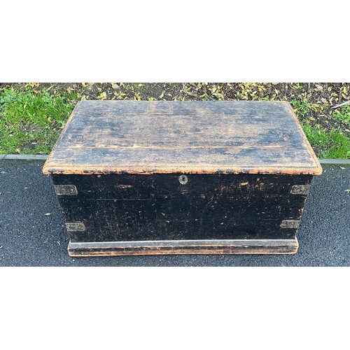 629 - Pine blanket box  Dimensions height 17 inches width 34 inches and depth 18 inches.