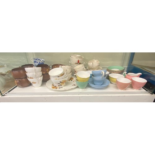 354 - Large selection of part tea services includes Alfred Meaking, colclough etc