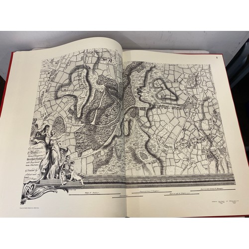 319 - Vintage map book, a topographical survey of the country of berks
Map book measures approx length 21.... 