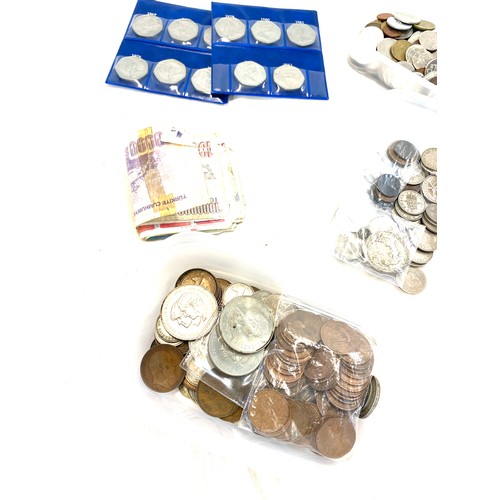 599 - Large selection of assorted coins and bank notes