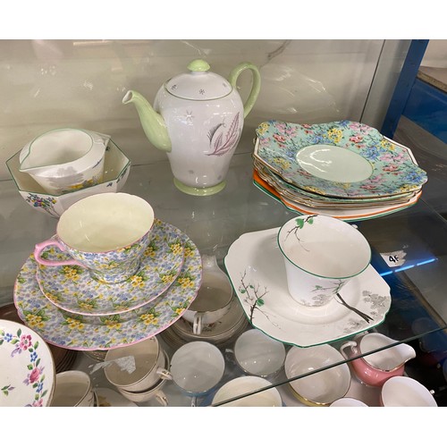 353 - Large selection of assorted Shelley china, some af includes 1930s queen Anne trio, 1960s coffee pot ... 