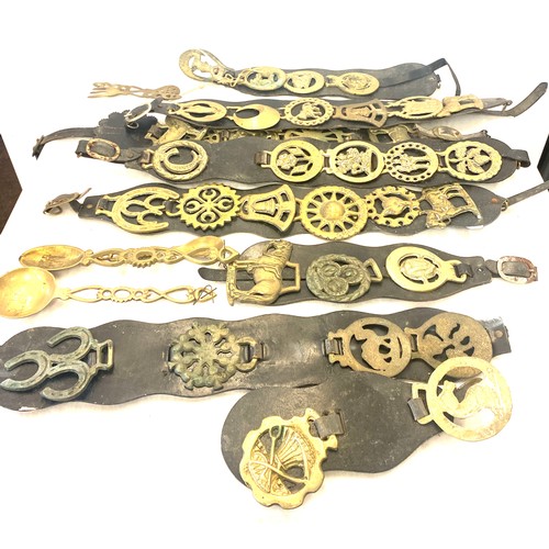 179 - Large selection of horse brasses