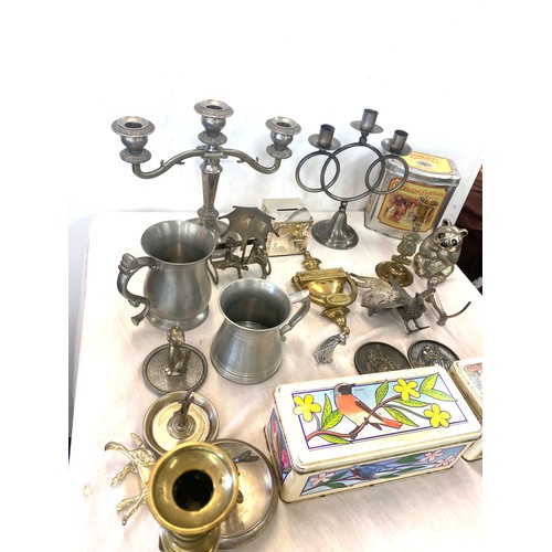 242 - Selection of miscellaneous includes Vintage brass, metal ware etc