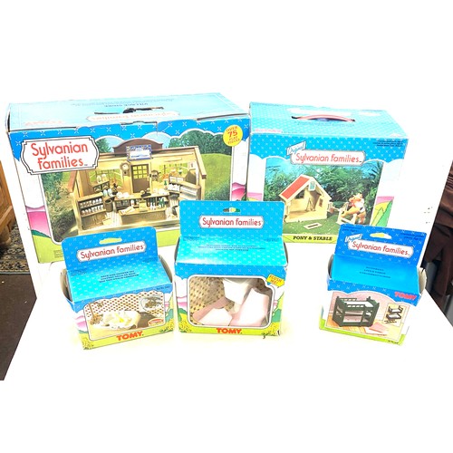 118 - Selection of various Sylvanian families sets