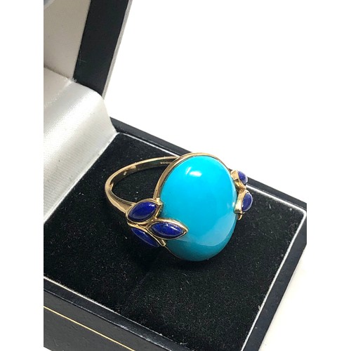 141 - 9ct gold turquoise & lapis set ring weight 5.5g