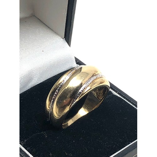 148 - 9ct gold ring weight 4.5g