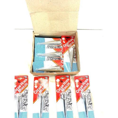 267 - Box of 16 dozen Cream Horn Moulds, brand new