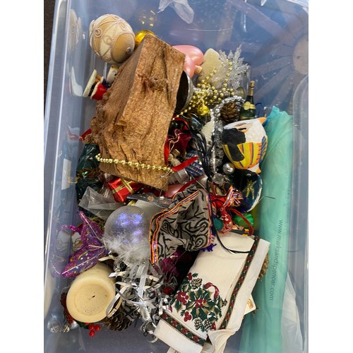 181 - Large selection of assorted Christmas decorations