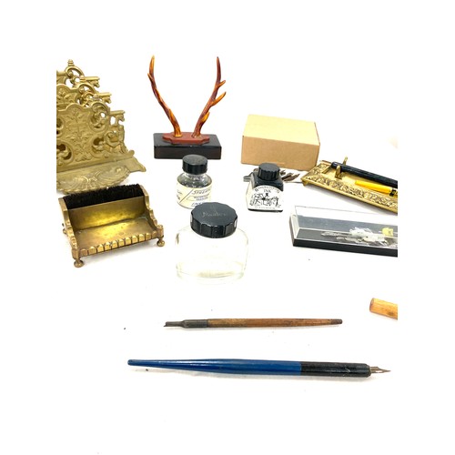235 - Selection of vintage and later writing nibs, leads etc