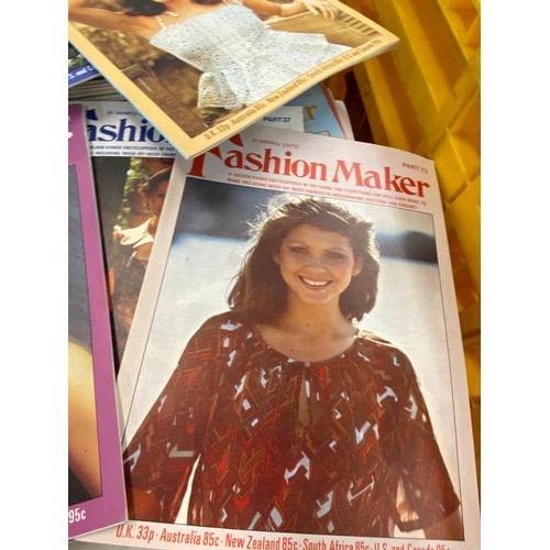 135 - Selection vintage pattern magazines