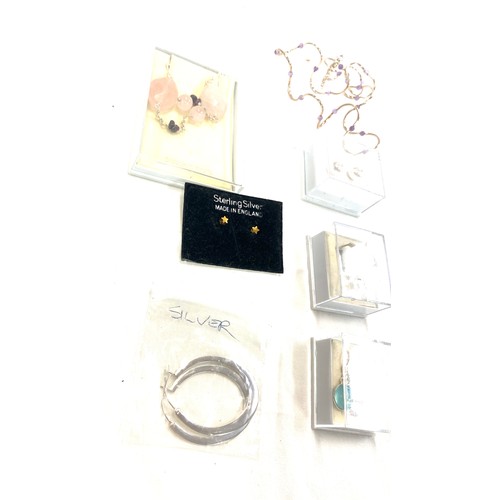 593 - Selection of assorted jewellery includes silver necklaces, silver earrings, 9ct gold faux pearl earr... 