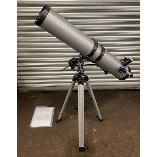 279 - Celestron 130mm newtonian reflector telescope with 2 eye pieces and 1 Barlow lens, tripod and instru... 