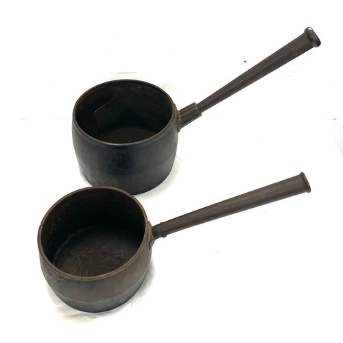 60 - 2 Vintage cast saucepans  no 3 and 5 (No 3 reads J & J Siddons to base)