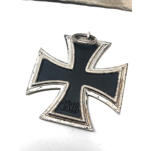 87 - ww2 German iron cross 2nd class & packet