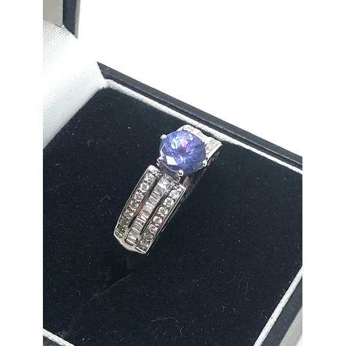 223 - 14ct white gold tanzanite & diamond dress ring (4g)