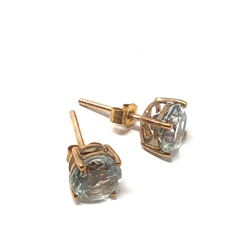 191 - 9ct gold gemstone earrings weight 1g