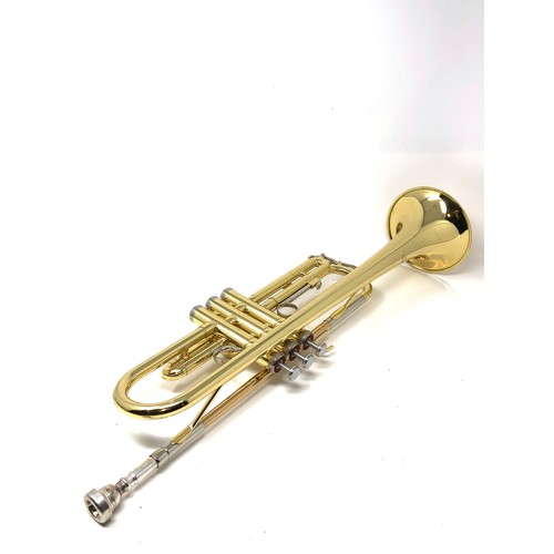 137 - Yamaha YTR 2320 Trumpet with Mouthpiece