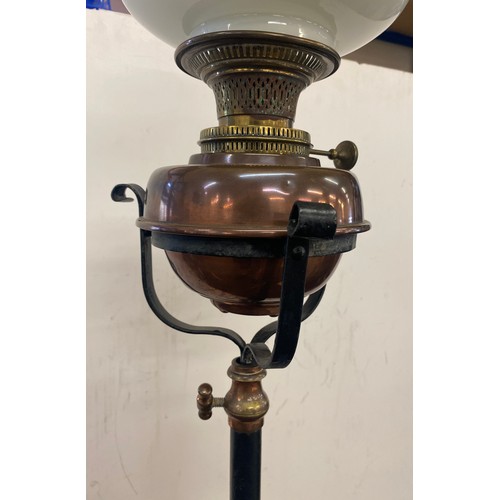 296 - Vintage extendable oil lamp, needs attention