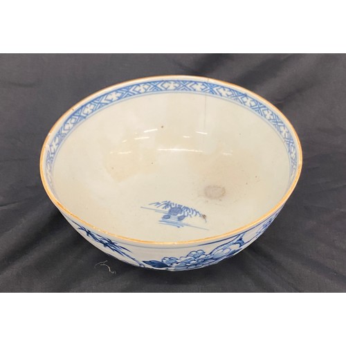 118 - Small Chinese rice bowl, diameter approx 6 inches, slight hairline crack