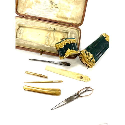 590 - Georgian 18th century french etuit in later fitted case complete with tools, Agate with yellow metal... 