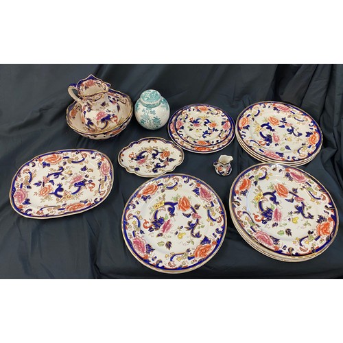 127 - Large selection of Masons pottery includes jugs, bowls, plates, sweet dish, fruit bowl etc