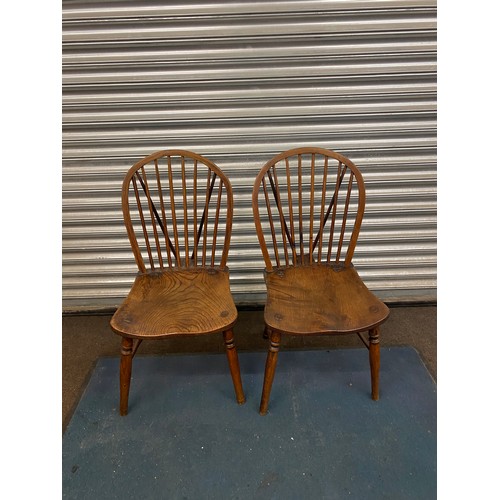 357 - Pair of Antique Windsor chairs