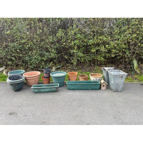 100F - Large selection of planters varied sizes and colours metal and plastic