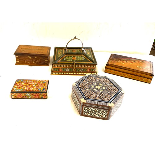 68 - Large selection of assorted vintage wooden boxes, includes stamp box, cigarette boxes, souvenir boxe... 