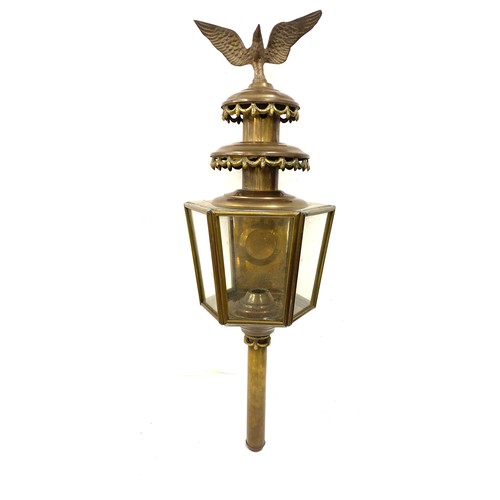 96 - Vintage brass outdoor carriage light, height 26 inches