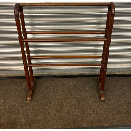 325 - Mahogany towel rail measures approx 32 inches tall 27 inches wide