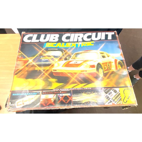 276 - 1980s club circuit boxed scalextrix