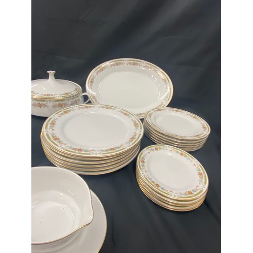 285 - Part dinner service