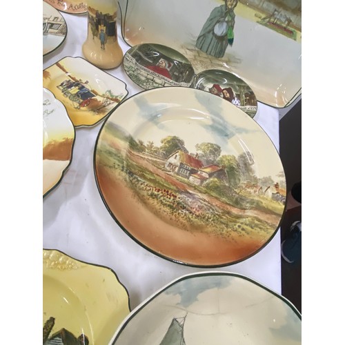 251 - Selection of assorted Royal Doulton pottery