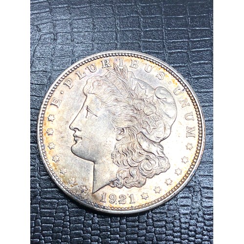 390 - 1921-D Morgan Silver Dollar high grade