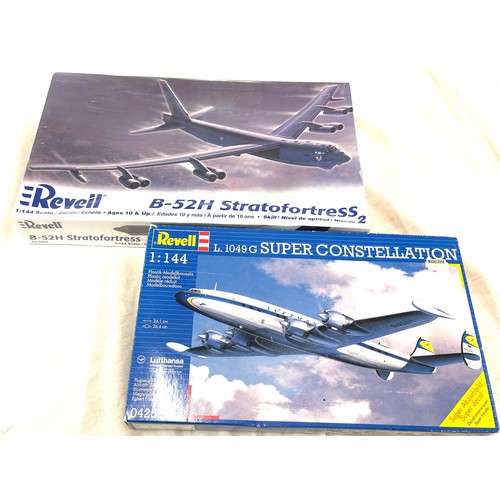 39 - Aircraft models Revell Boeing B-52H Stratofortress 1/144 Boxed Contents Sealed, Revell 1/144 Lockhee... 