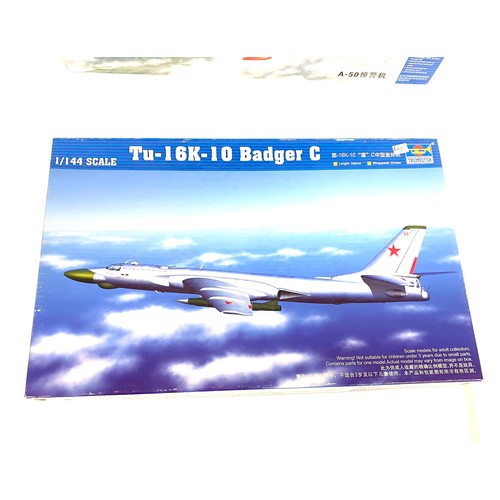 80 - Aircraft models Trumpeter Tu-16k - 10 Badger C, IIyushin A-50 Mainstay models both boxed