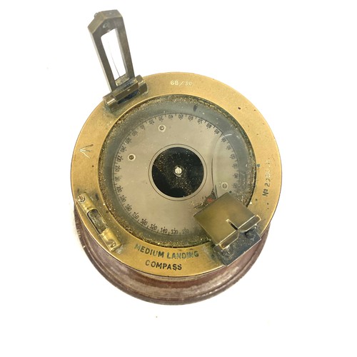 404 - Military WWII RAF medium landing compass, no No 2950 H, 6B/34