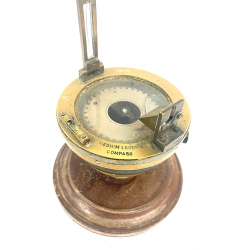 404 - Military WWII RAF medium landing compass, no No 2950 H, 6B/34